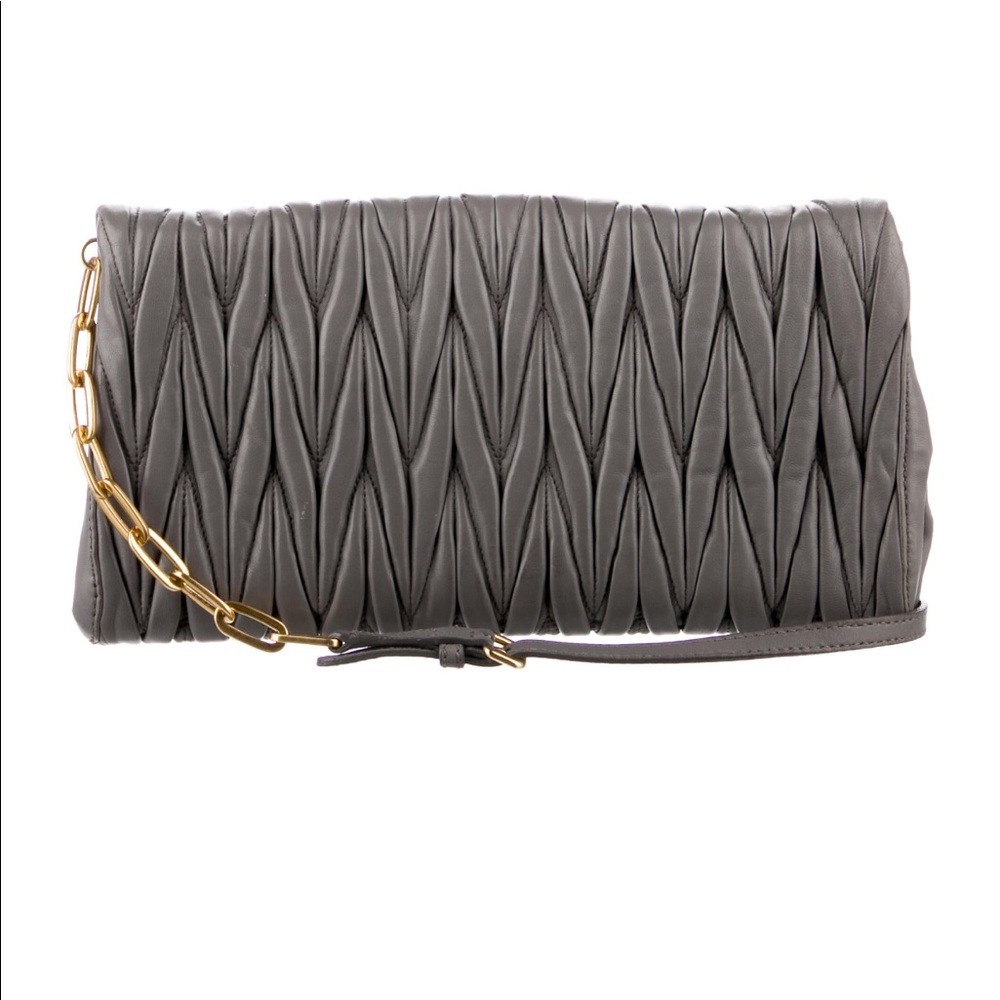 Miu Miu Matelass Nappa Leather Chain-Link Shoulde… - image 4